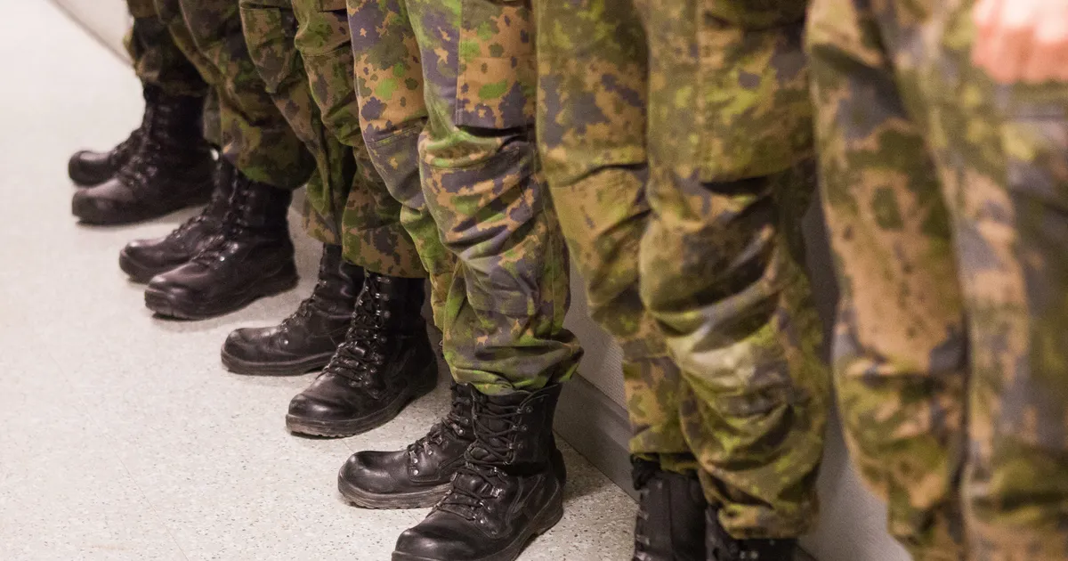 Varusmiesliitto vaatii: Vastuun varusmiehille käskettävästä toiminnasta oltava Puolustusvoimilla